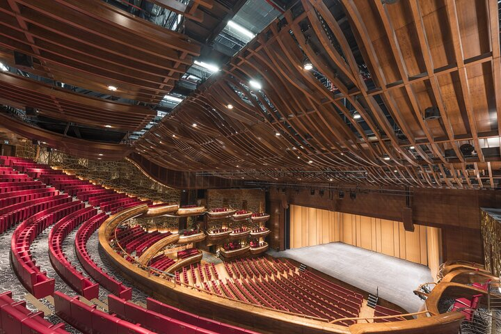 Experience the stunning design and rich history of Dubai Opera where artistry meets architectural brilliance and explore behind the scenes of this iconic performing arts venue.